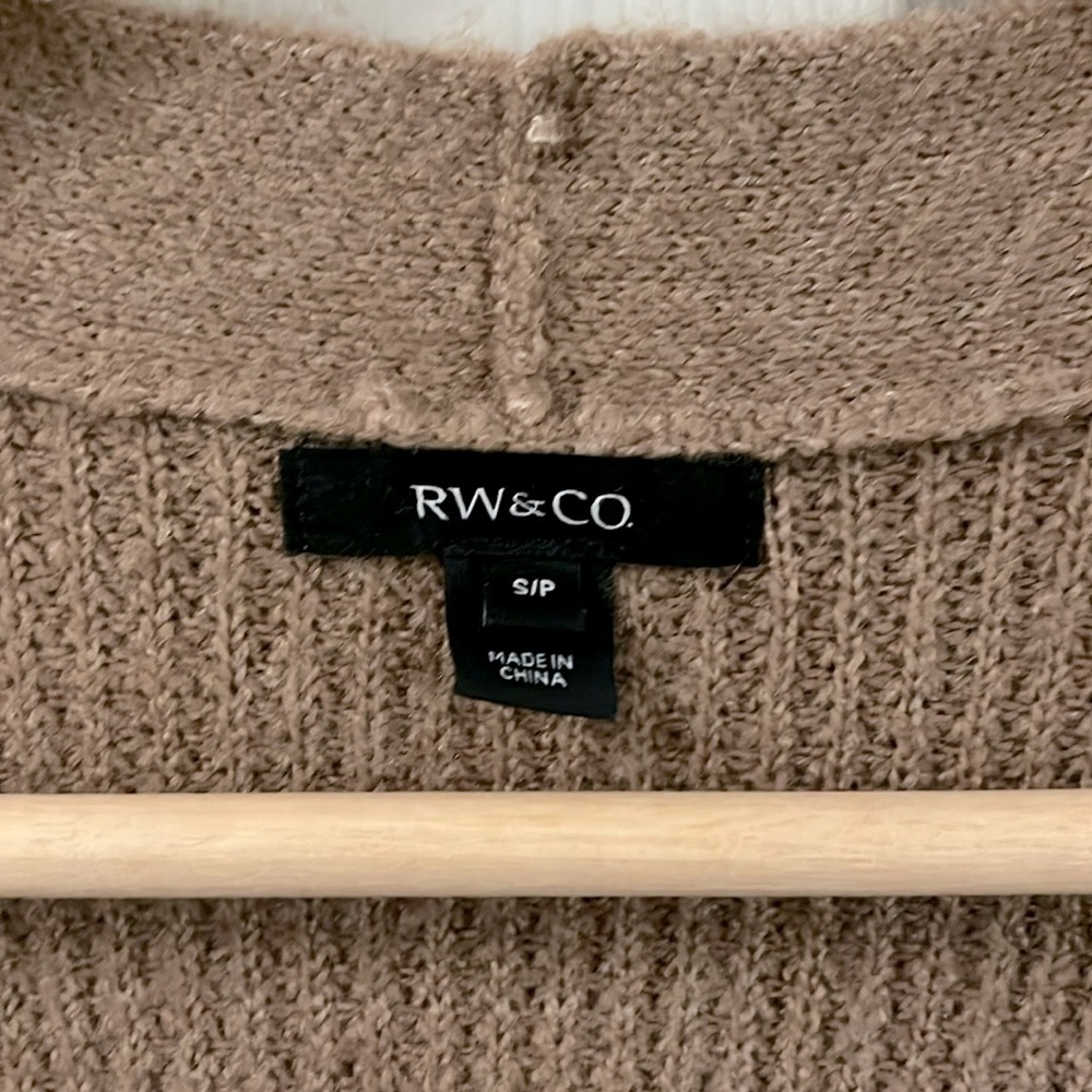 Batwing taupe knit cardigan